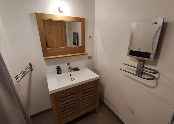 L'atelier D'emile Apartment