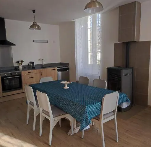 L'atelier D'emile Beauvezer